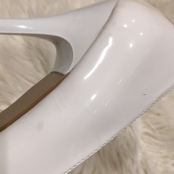 White pointed heels SOLD - Picture 7 of 8